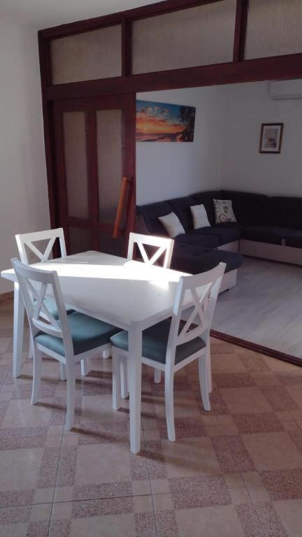 Gordana Apartmani Ljubač Екстериор снимка