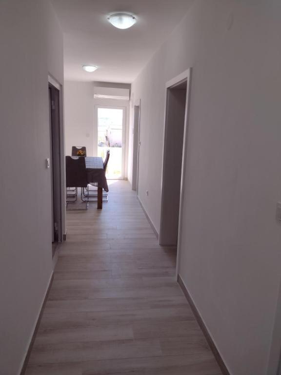 Gordana Apartmani Ljubač Екстериор снимка