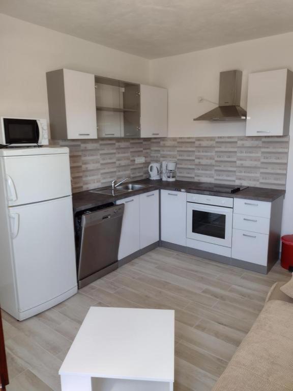 Gordana Apartmani Ljubač Екстериор снимка