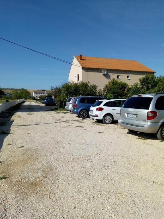 Gordana Apartmani Ljubač Екстериор снимка